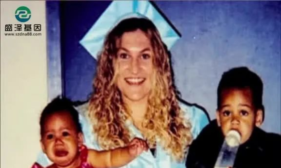 醫(yī)學(xué)怪病奇美拉現(xiàn)象:親自生未必是親生?你身體還住著另一個(gè)人? 醫(yī)學(xué)怪病奇美拉現(xiàn)象:親自生未必是親生?你身體還住著另一個(gè)人?