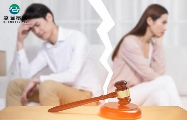 廣東男子做親子鑒定,竟發(fā)現(xiàn)自家雙胞胎有一個不是自己的?! 廣東男子做親子鑒定,竟發(fā)現(xiàn)自家雙胞胎有一個不是自己的?!