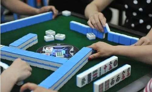 妻子出軌八年，老公做親子鑒定才發(fā)現(xiàn)