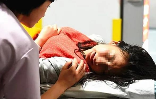 20歲女性產子后,竟要求6名男人來做親子鑒定,事情結局讓人痛心 20歲女性產子后,竟要求6名男人來做親子鑒定,事情結局讓人痛心