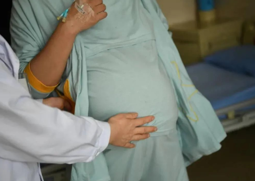 孕婦懷孕幾個(gè)月可以做dna親子鑒定？對胎兒有傷害嗎？